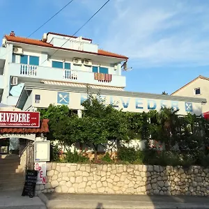 Pansion Belveder krevet i doručak